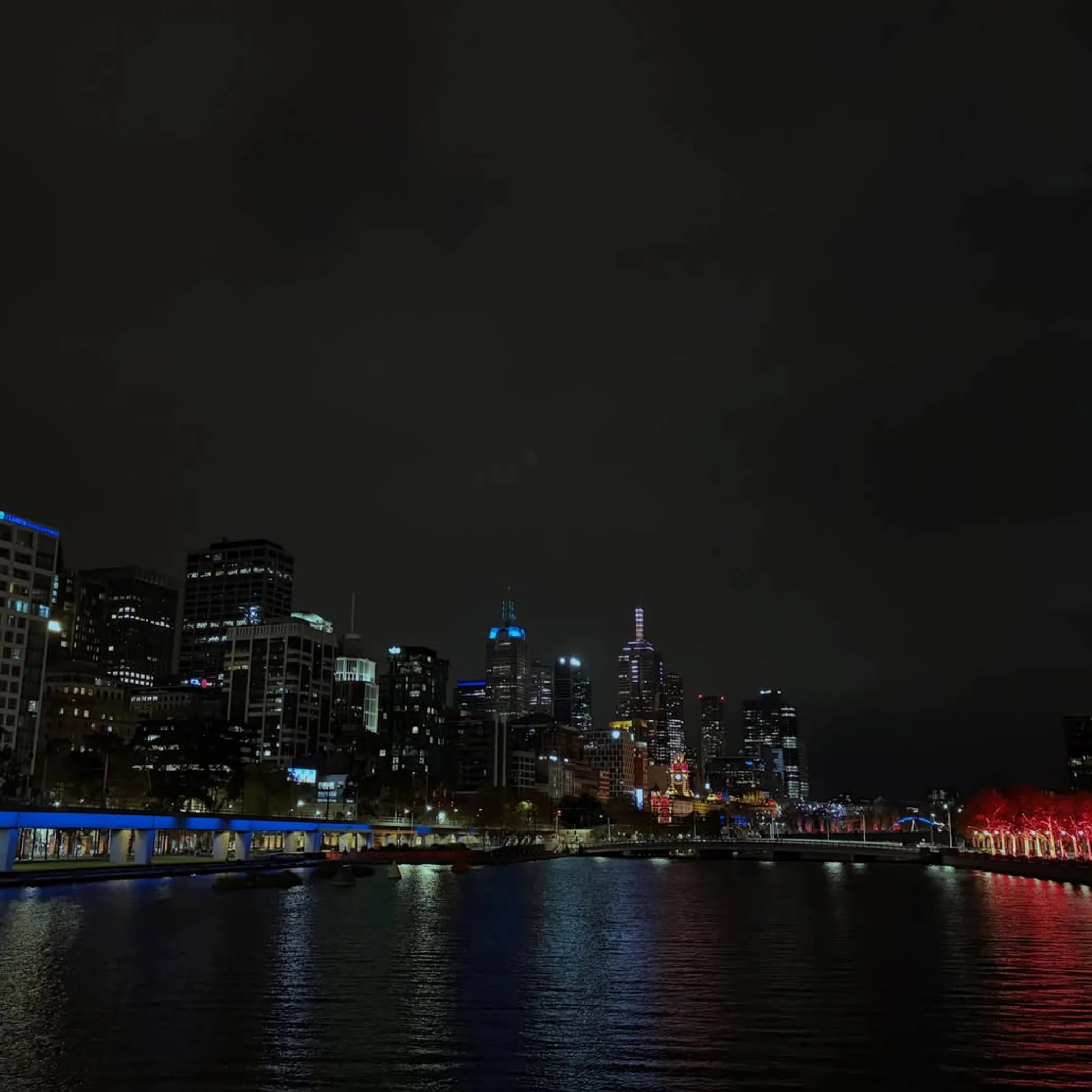 melbourne city skyline at night