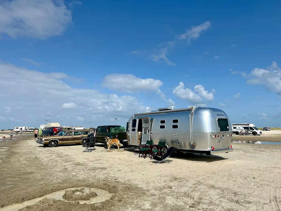 Island Travel, Tropical Holidays & Adventure Tours — in practice